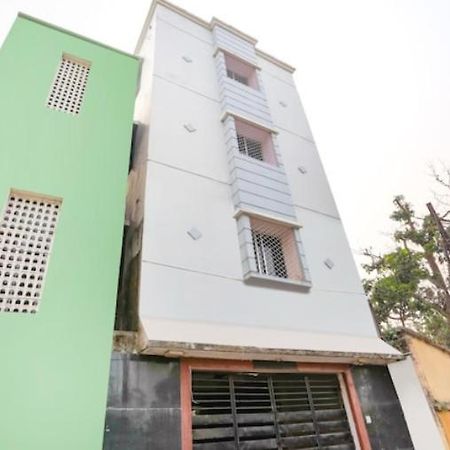 Hotel Alaka Puri Ngoại thất bức ảnh